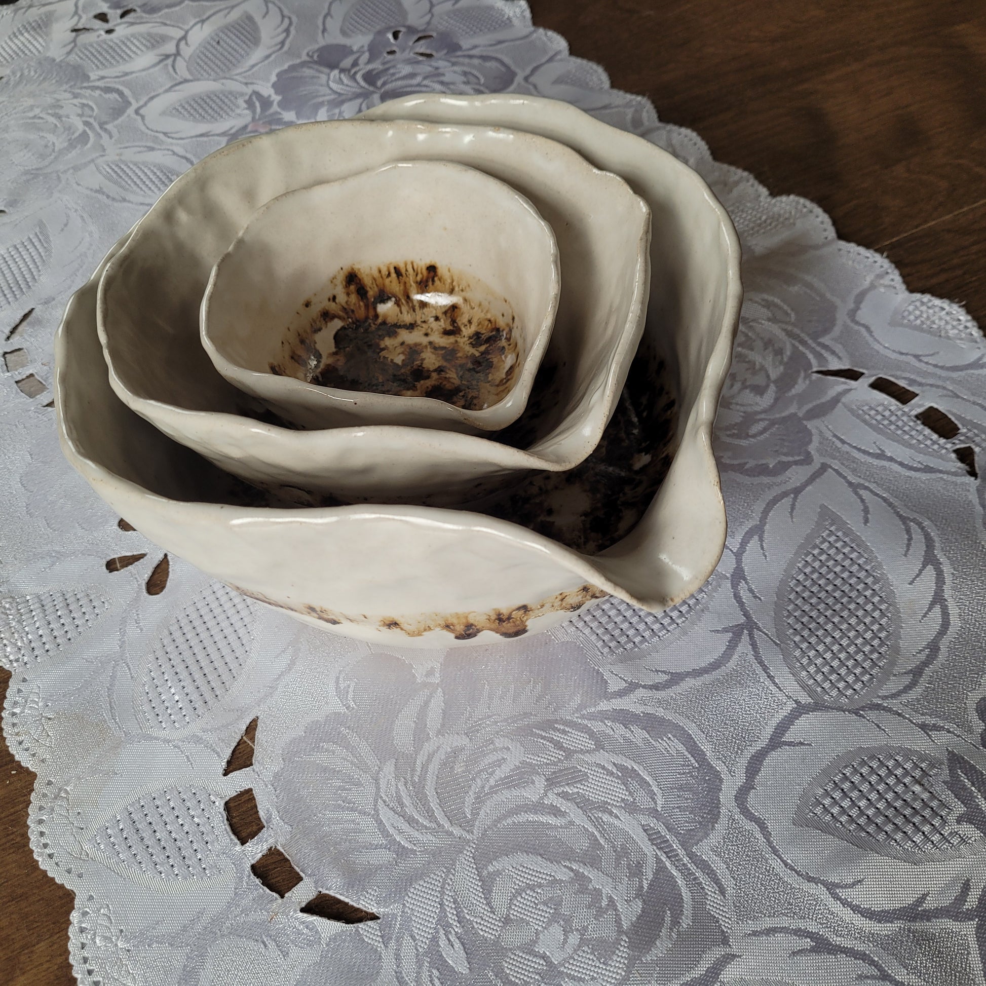 Nesting Mixing Bowls